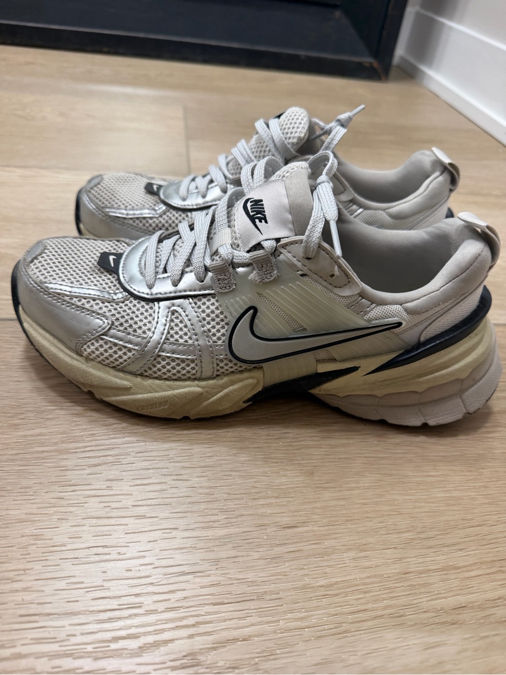 Nike V2K running Sneakers